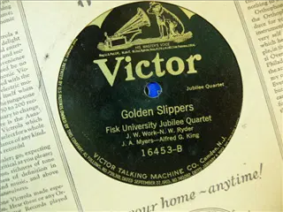 small_victor 16453 b.webp